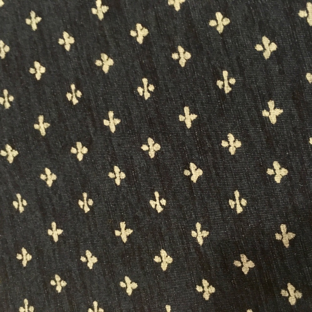 Universal Threads Blue Top - Picture 2 of 4